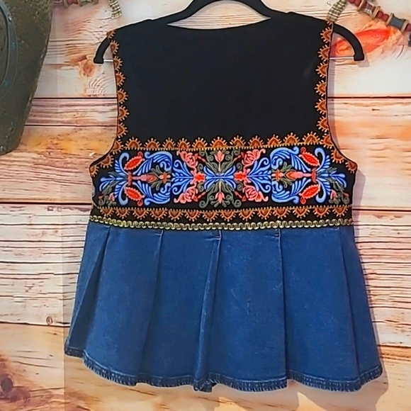 HANDMADE~UPCYCLED by ☆OKDco. VELVETEEN EMBROIDERED PARTY TOP!❤️SZ-MED - Picture 8 of 14